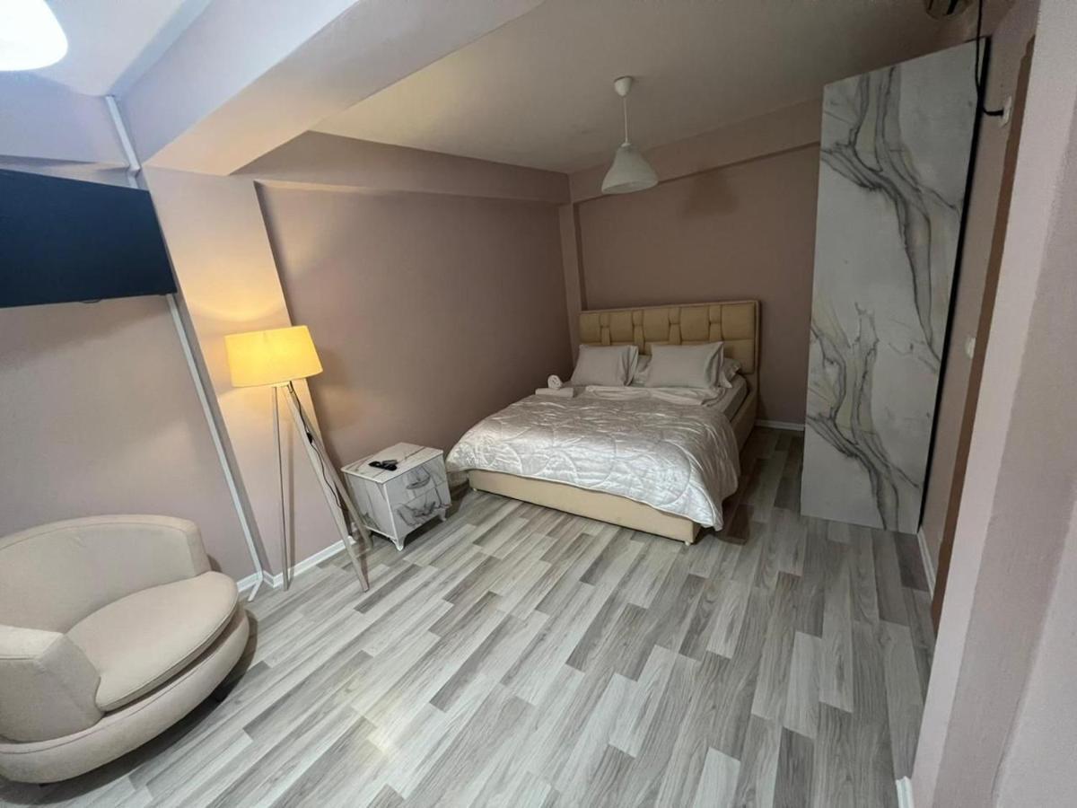 Two Bedroom Villaティラナ エクステリア 写真